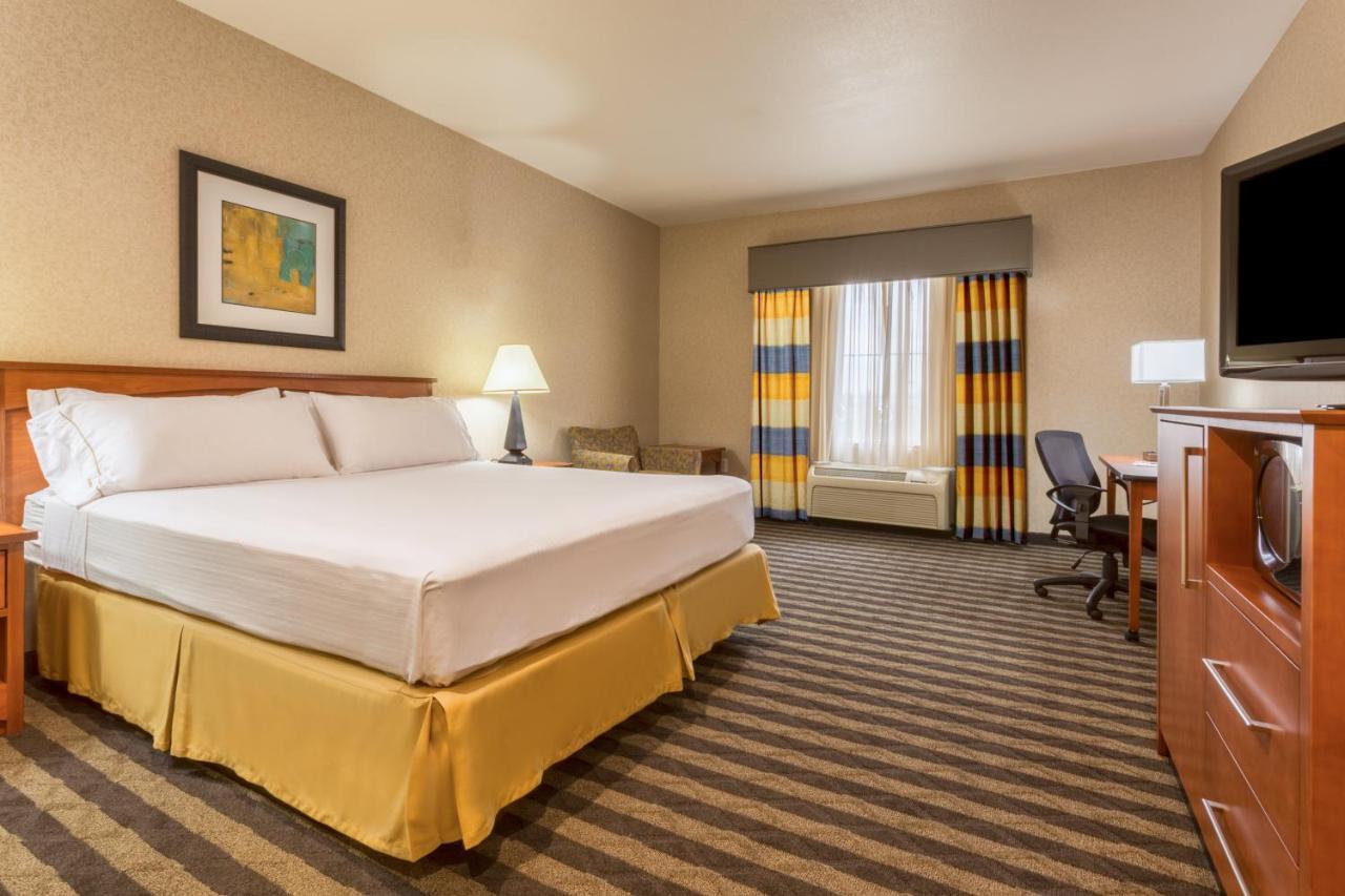 Express & By Ihg Hotel