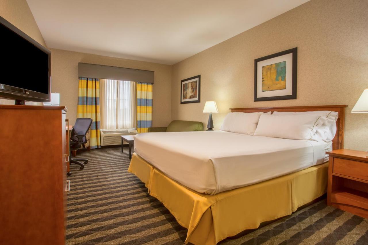 Express & By Ihg Hotel